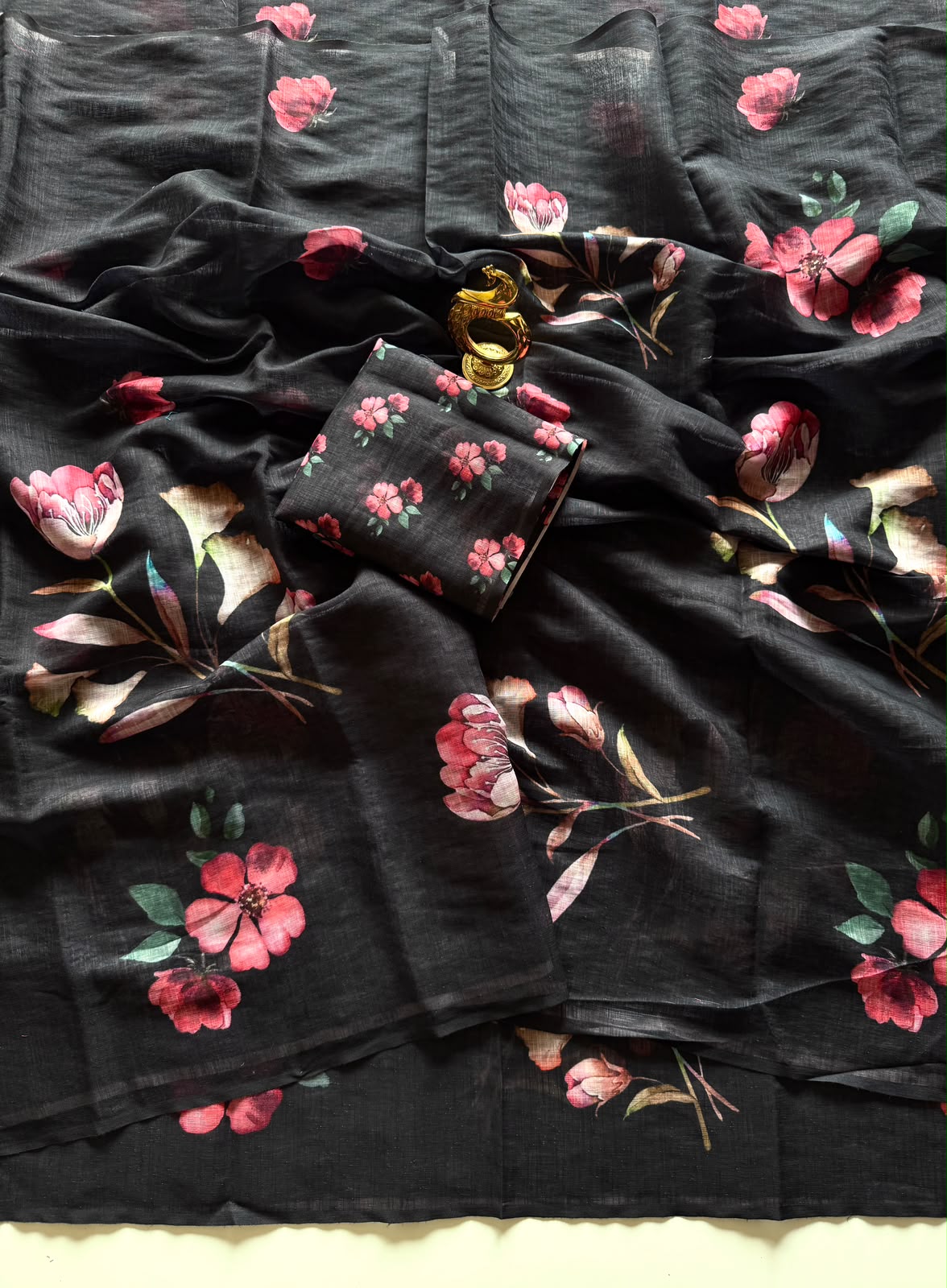 Trending linen cotton saree with pallu tussle✅